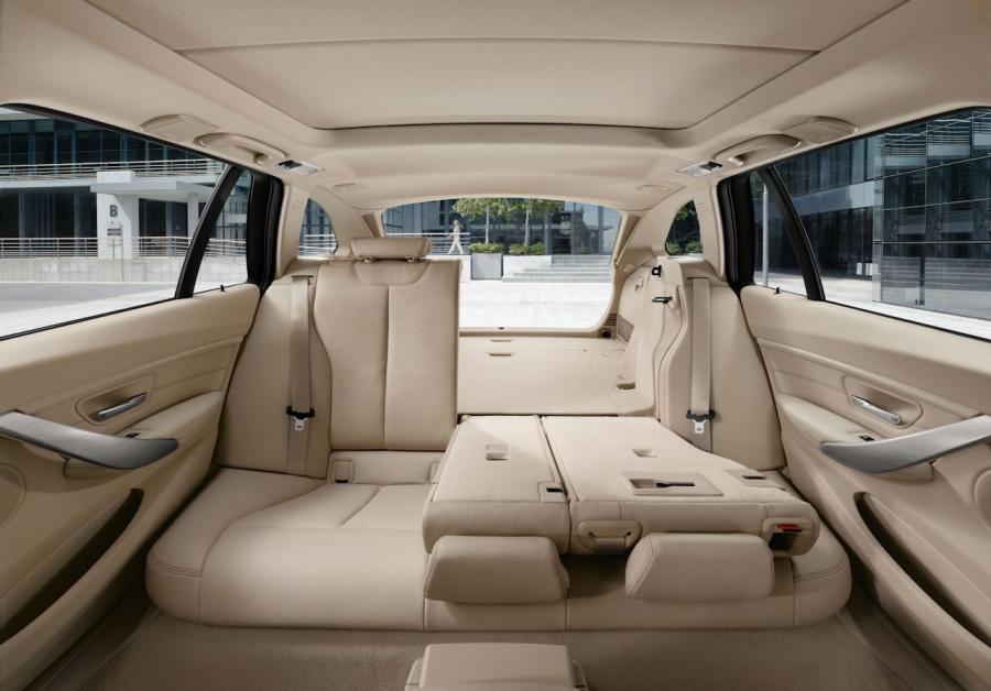  BMW 3-Series Sports Wagon 2013 года  (фото 2 из 38)